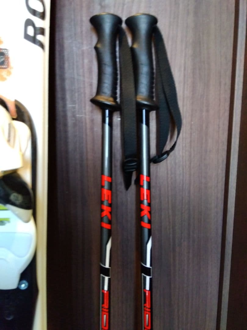 ROSSIGNOLスキー板 140cm LEKIポール 100cm 2点セット