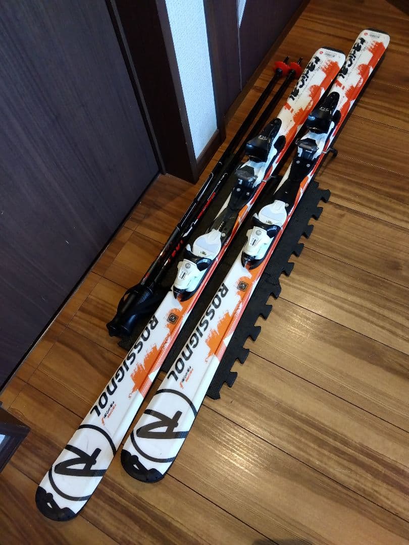 ROSSIGNOLスキー板 140cm LEKIポール 100cm 2点セット