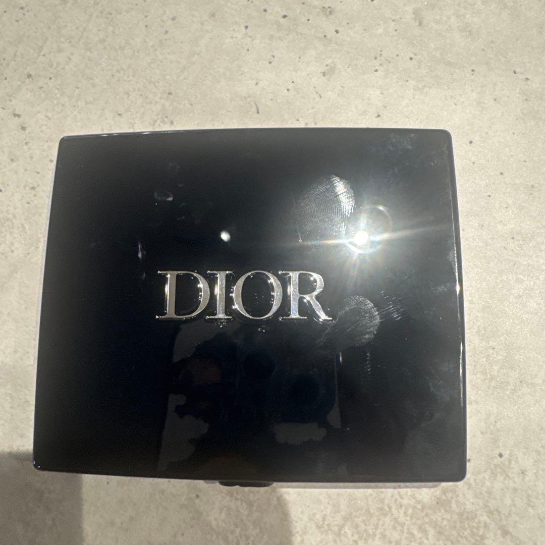 【2024年秋限定色】Diorアイシャドウ083