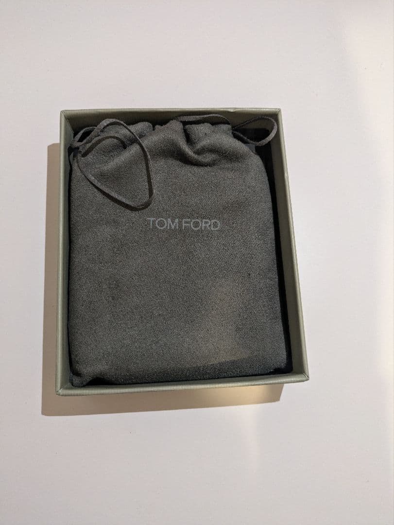 【kubo】TOM FORD ブラックレザー 二つ折り財布