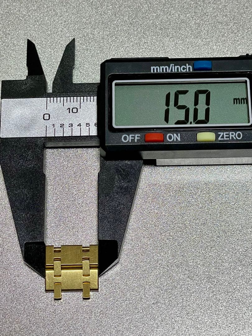 オーデマピゲ ロイヤルオーク イエローゴールドYG 調整外しコマ2個