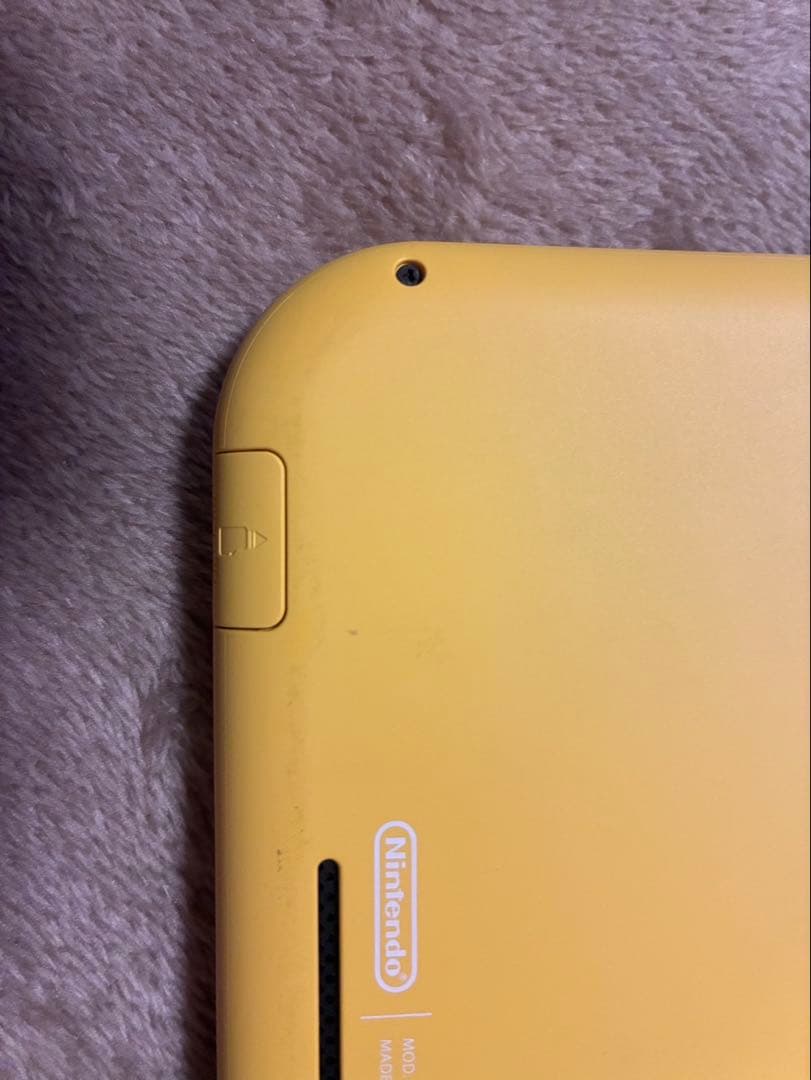 switch Lite イエロー