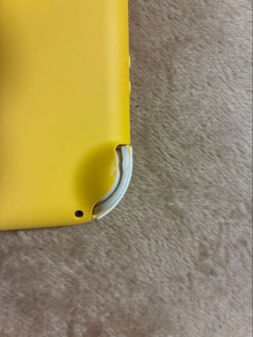 switch Lite イエロー