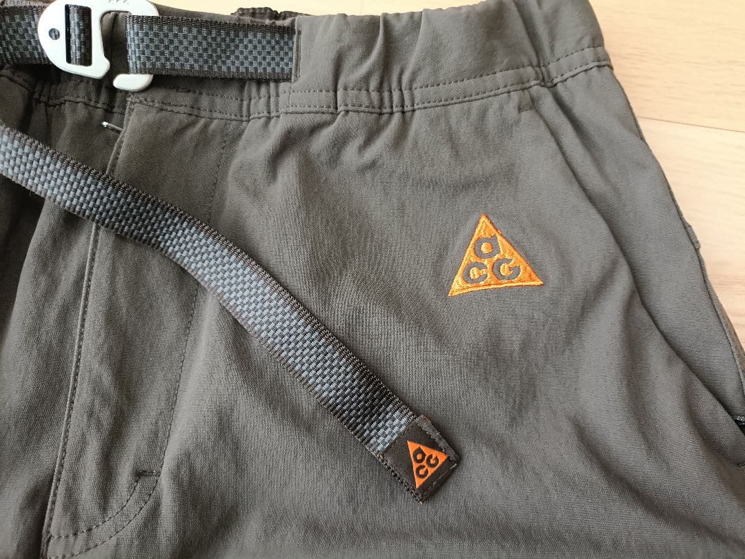 ナイキ ACG カーゴパンツ Sサイズ CV0656-220 ハーフパンツ