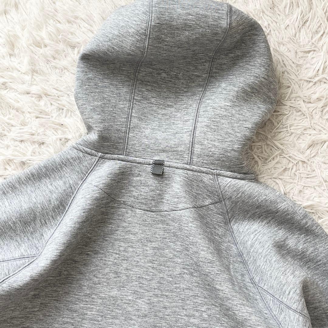 美品 BRIEFING LOGO HOODIE フロッキープリント グレー