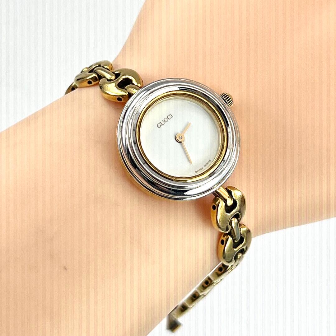 グッチ　チェンジベゼル　レディース　バングル　シルバー　腕時計　クォーツ　付属品