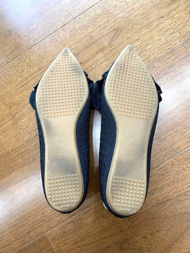 【美品】öffen ブラック フリル ポインテッドトゥ 36