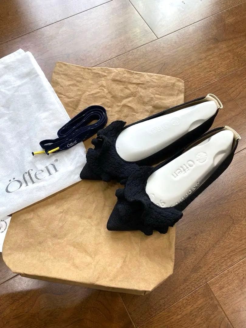 【美品】öffen ブラック フリル ポインテッドトゥ 36