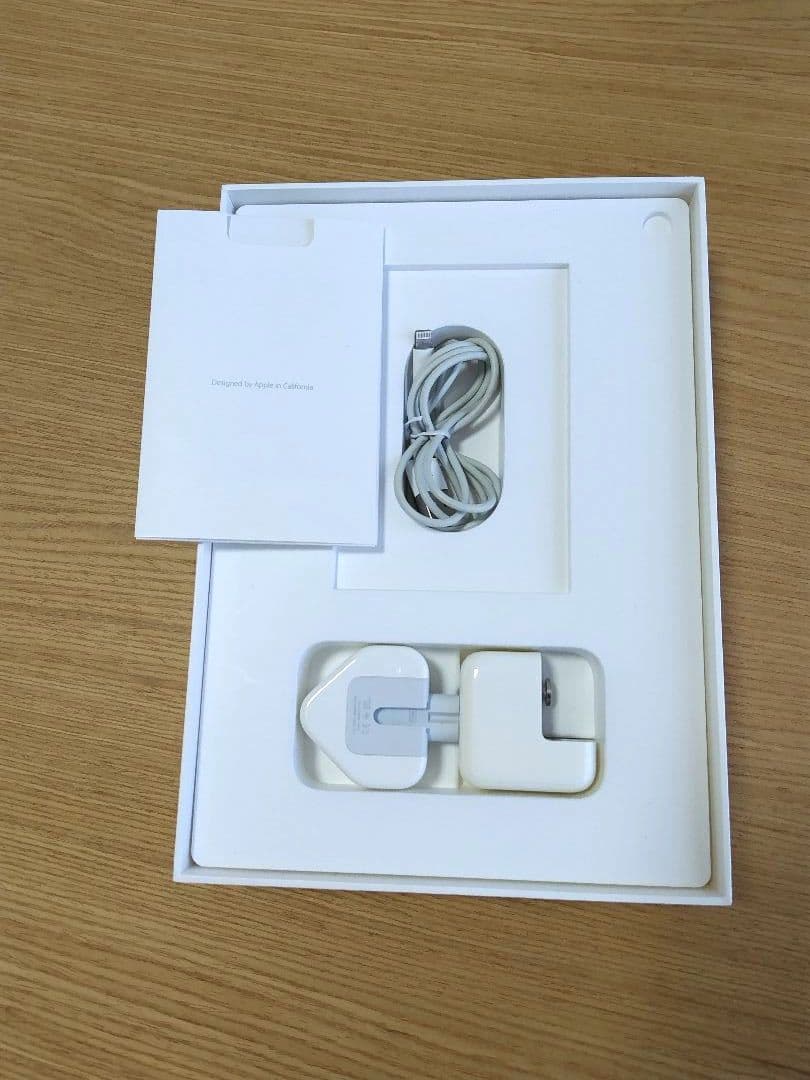 iPad本体 Apple iPad Pro 9.7 128GB Wi-Fi Cellular