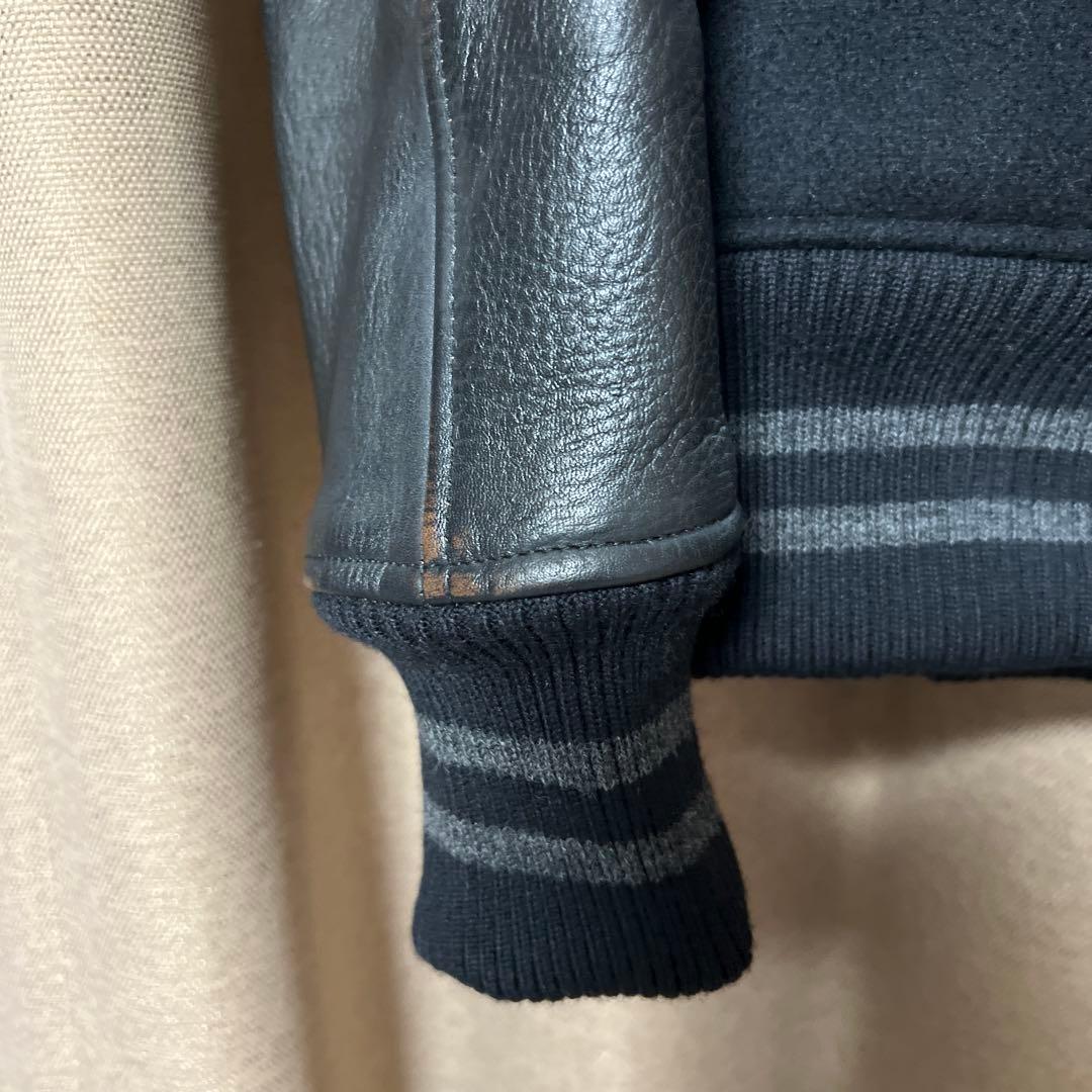 セール【未使用品】ACANTHUS ブラック スタジャン