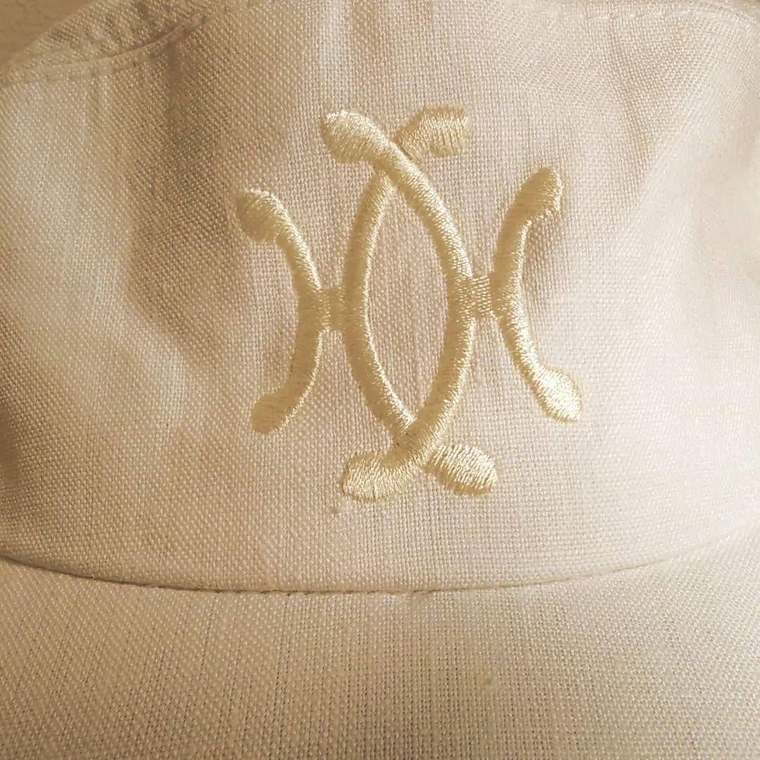 雰囲気抜群 HERMES リネンキャップ 白 58 フランス製 d63