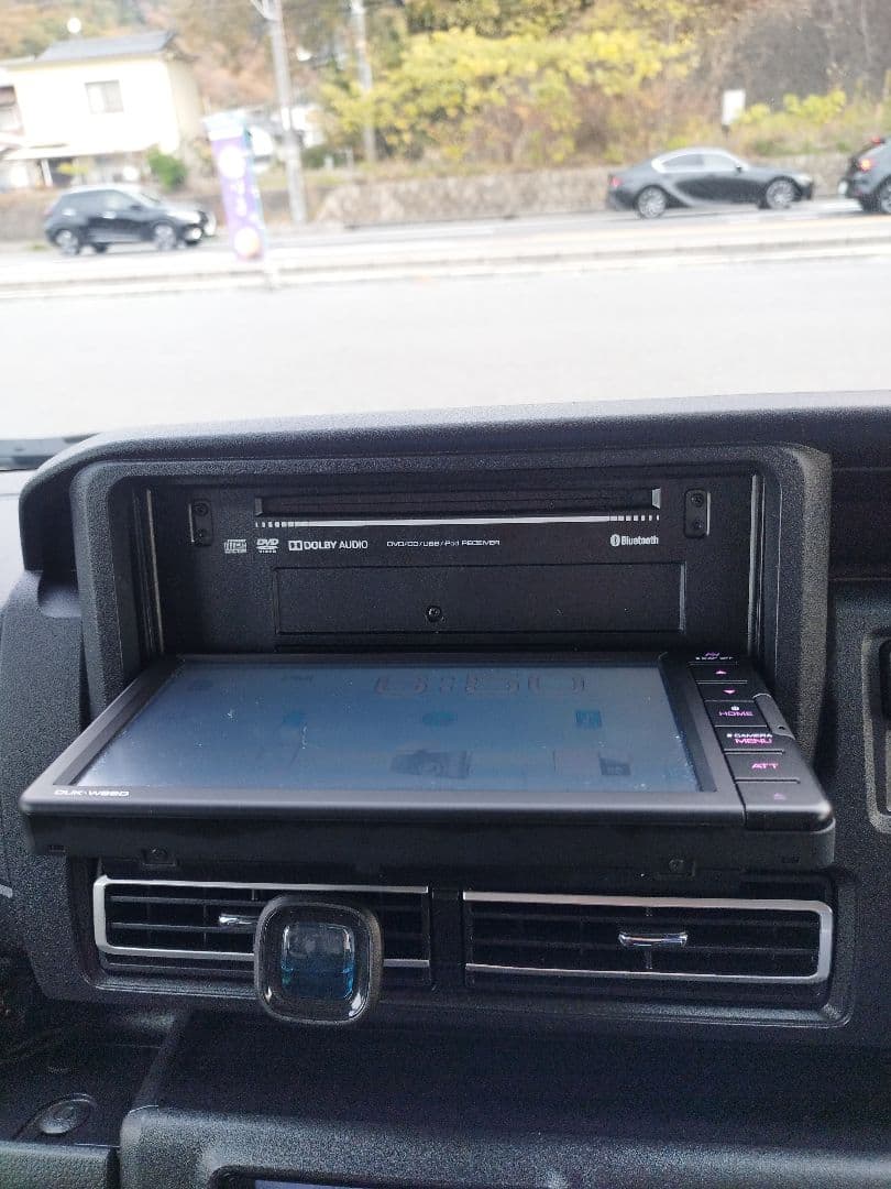 ダイハツ インダッシュモニター duk-69d 2022年　動作確認済み　美品