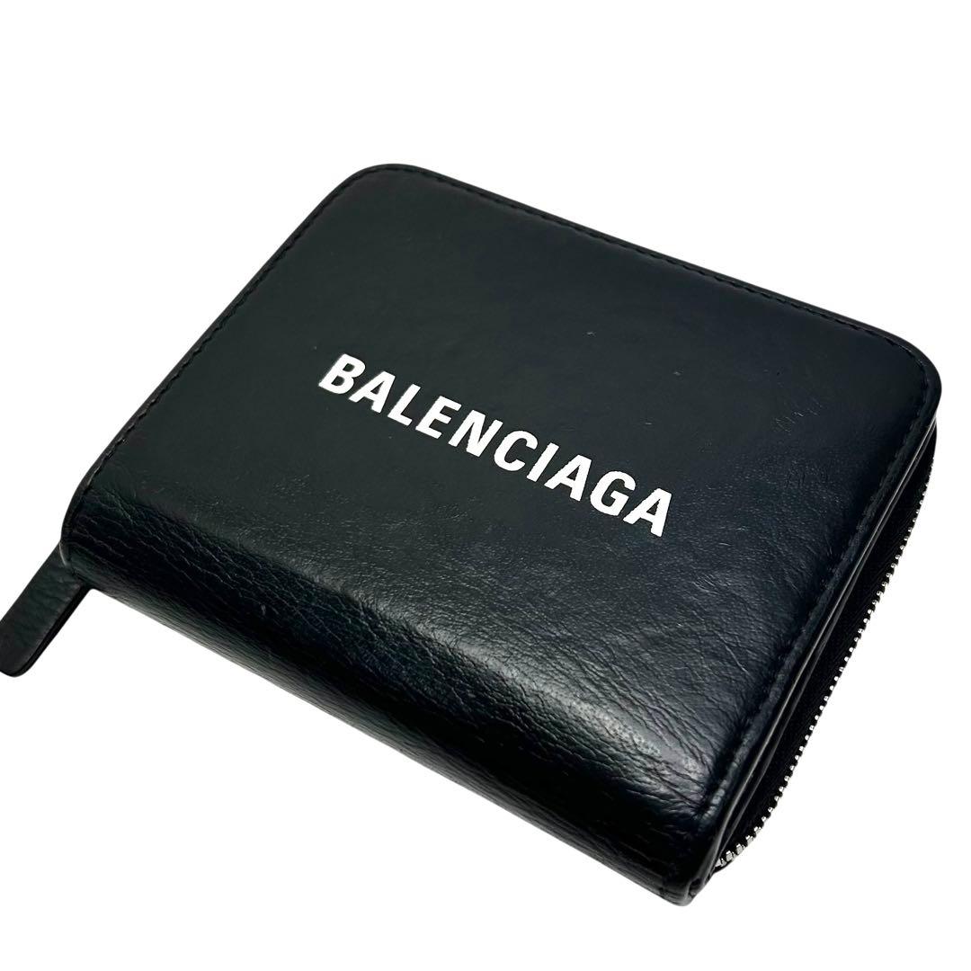 バレンシアガ 二つ折り財布 エブリデイ ロゴ ファスナー レザー ブラック　黒