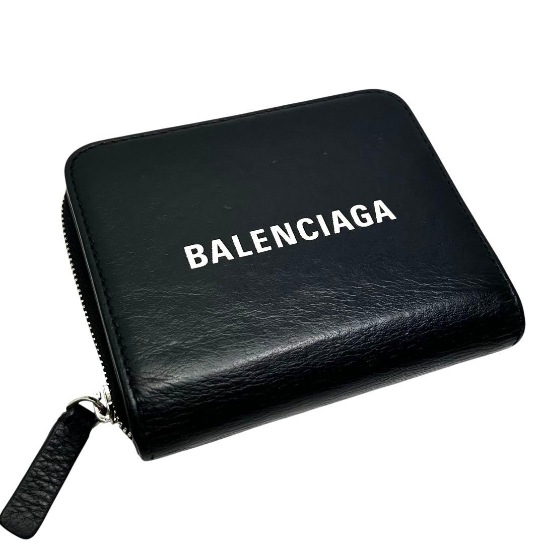 バレンシアガ 二つ折り財布 エブリデイ ロゴ ファスナー レザー ブラック　黒