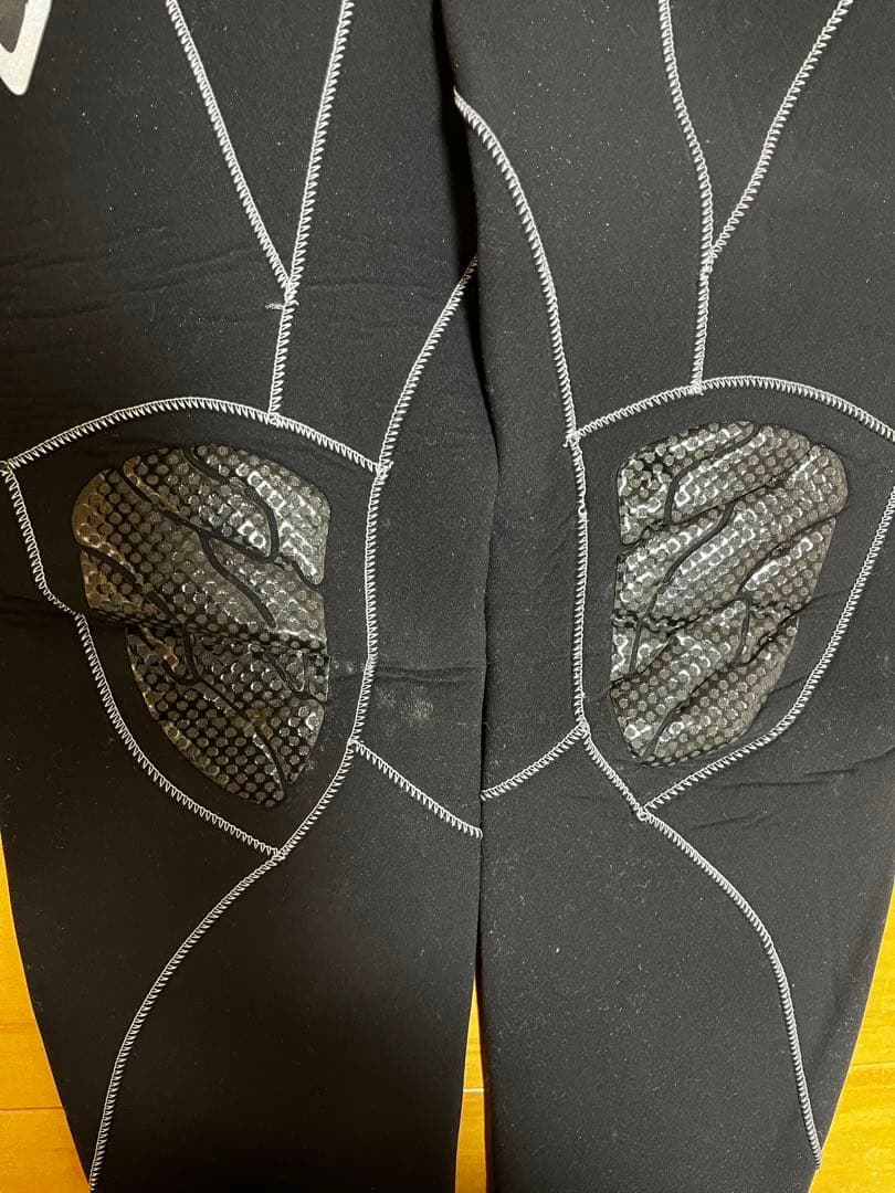 ウェットスーツ 長袖フルスーツ　ダイビング