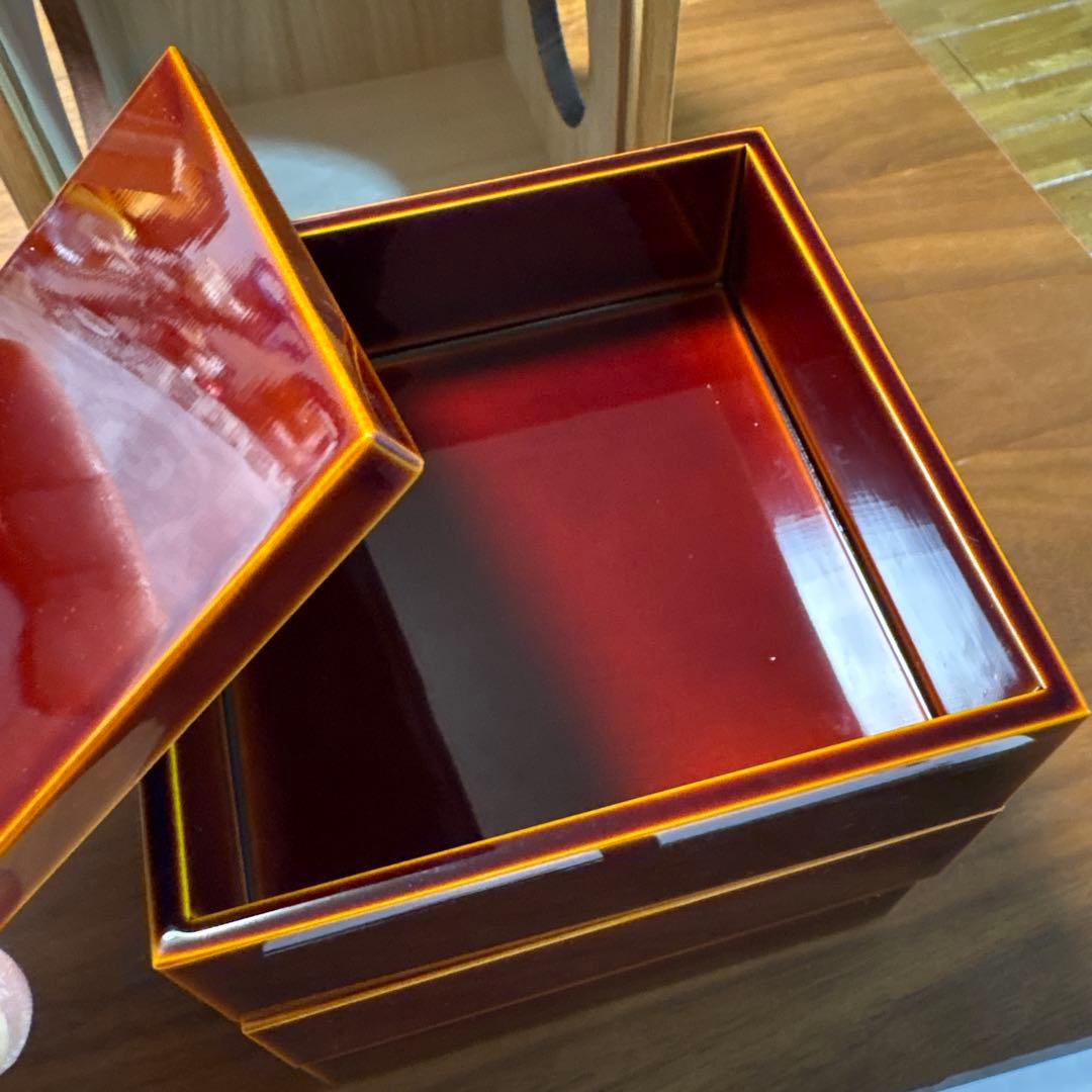 遊山箱　春慶三段重　野外にも持ち出せる手提げ式弁当箱