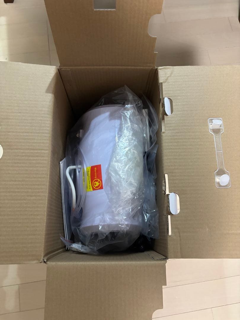 ペット用酸素濃縮器　Neoton MAF mint 1.01 ホワイト