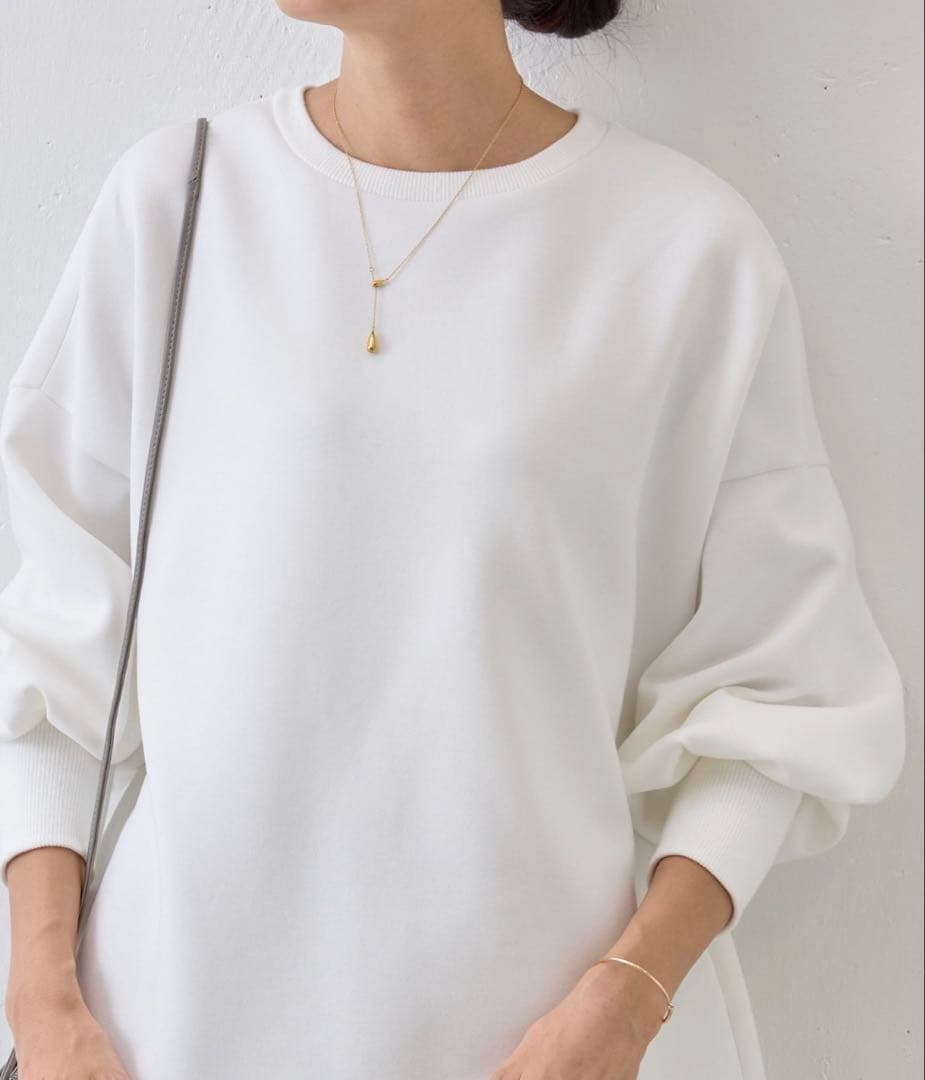 【美品】BEARDSLEY✴︎ダンボールパフトレーナー　ホワイト　FREEサイズ