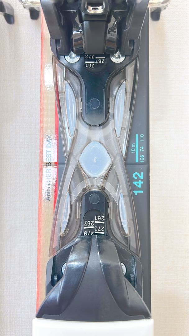 ROSSIGNOL　ロシニョール　スキー板　142　FAMOUS6　レディース板