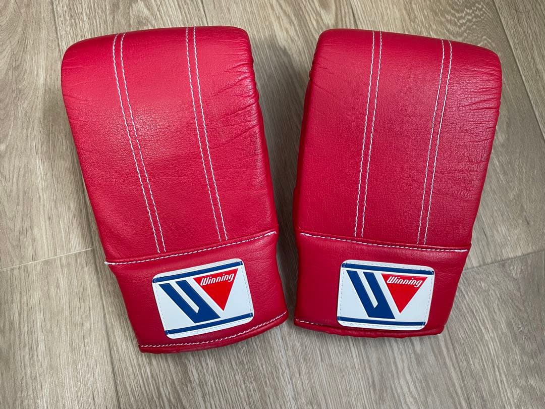 美品　未使用　ウイニング パンチンググローブ　ボクシング　井上尚弥　赤