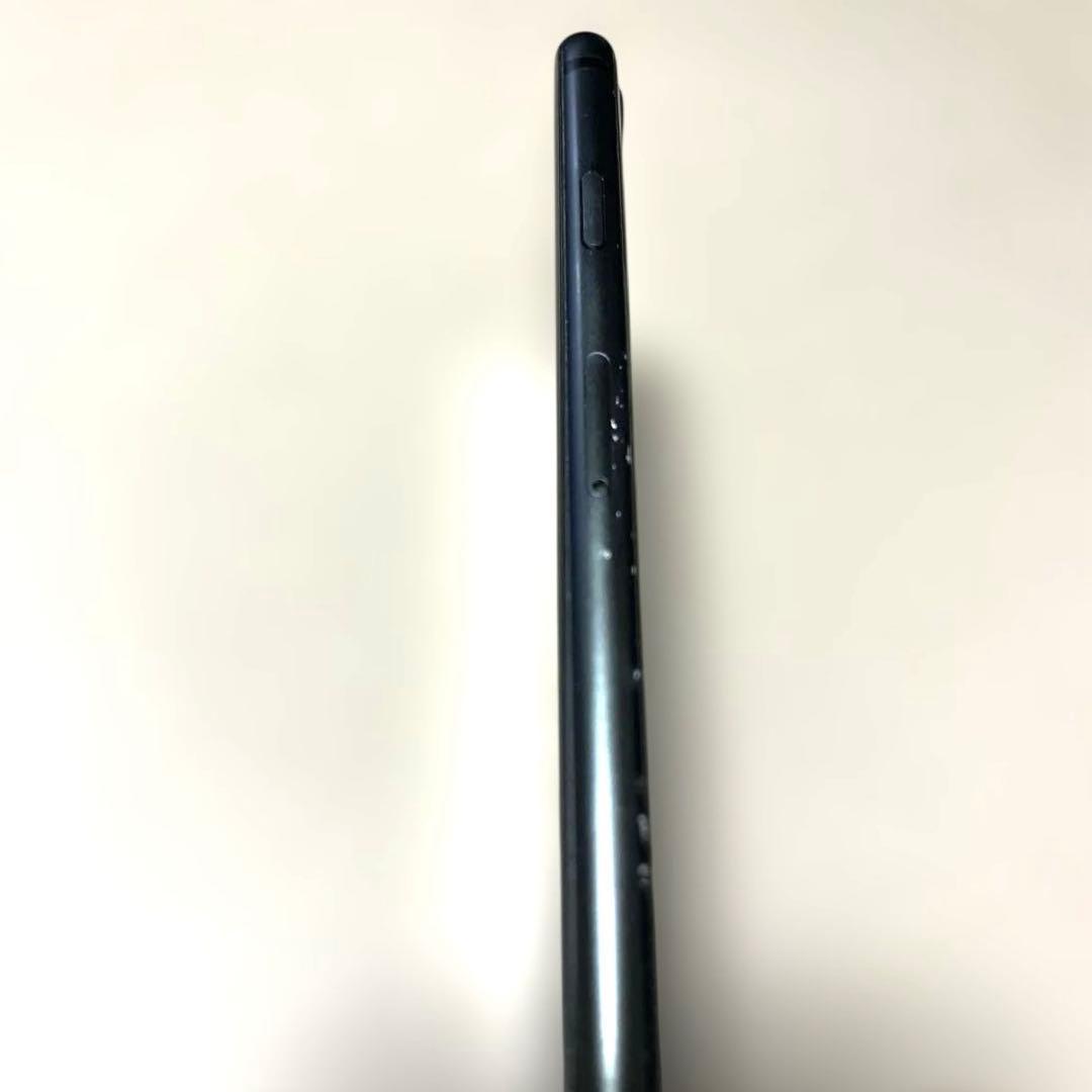 iPhone 8ブラック　SIMフリーバッテリー100%