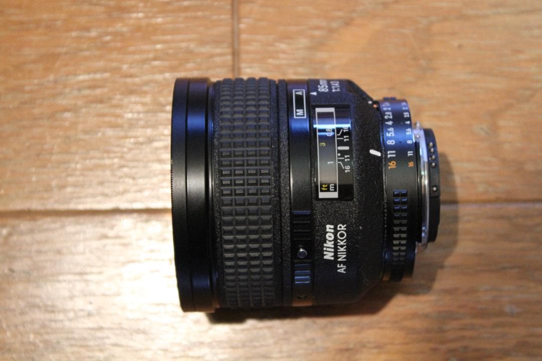 ニコン AF 60mm F2.8 D マクロレンズ　一眼レフ　フルサイズ　日本製