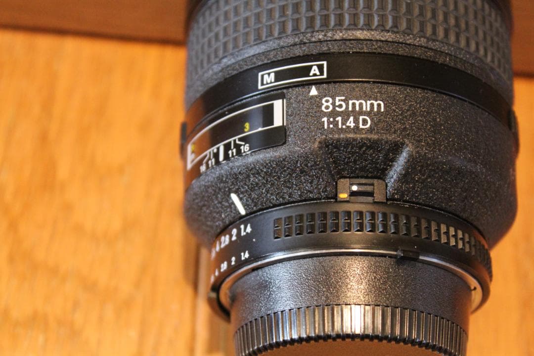 ニコン AF 60mm F2.8 D マクロレンズ　一眼レフ　フルサイズ　日本製