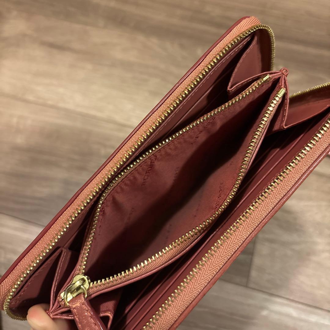 Burberry長財布 ノバチェック　ラウンドファスナー