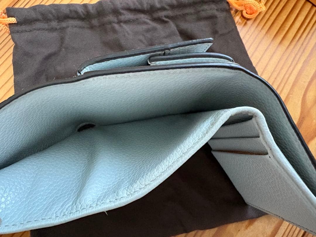 【美品】TOD'S ライトブルー 三つ折り財布