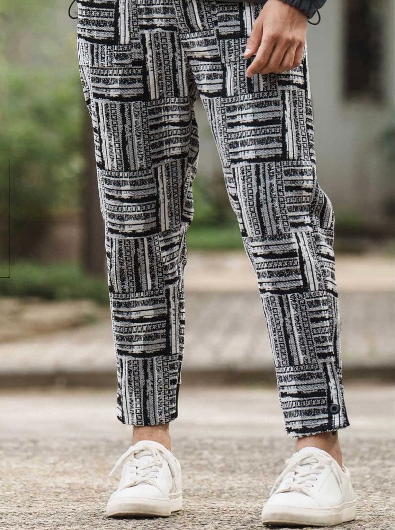 【新品未使用】CAMBIO カンビオ テーパードパンツ アンクル 総柄 白黒 S