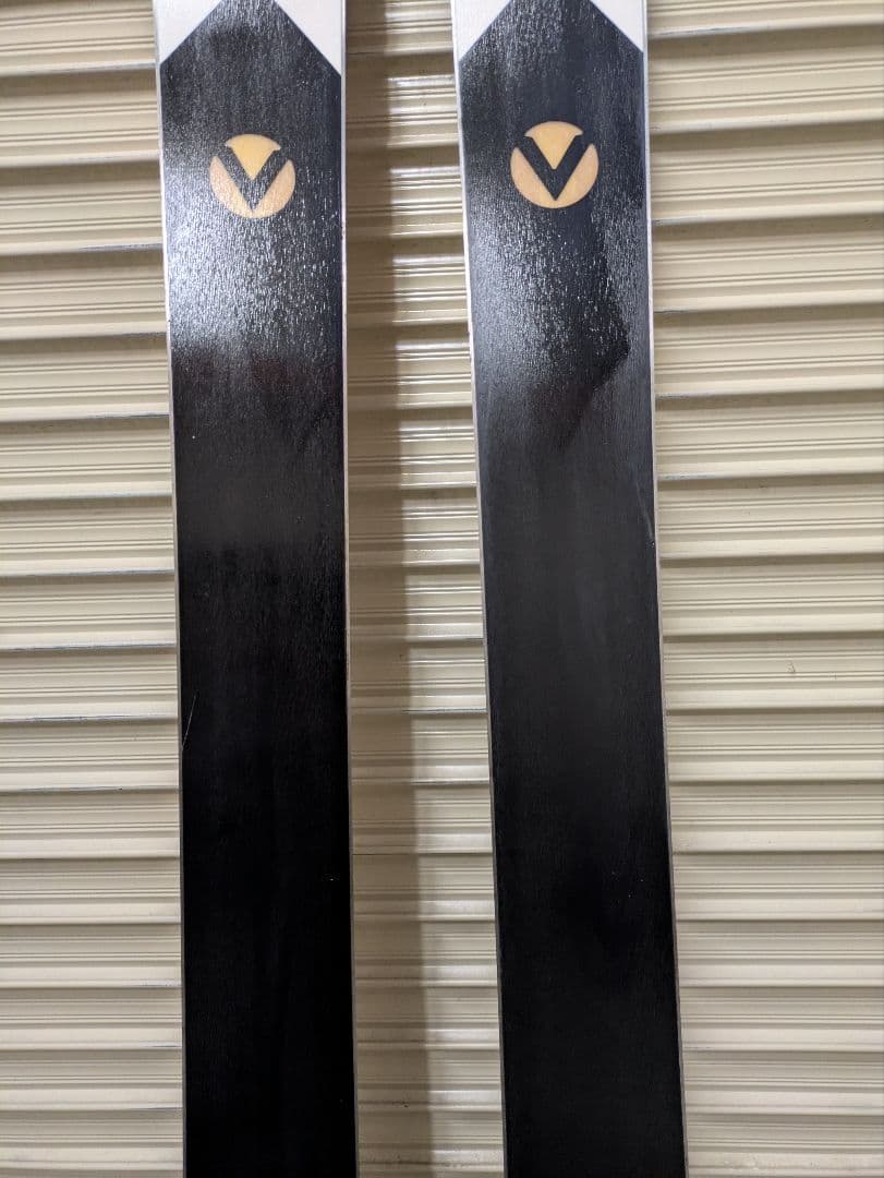 4FRNT Raven スキー