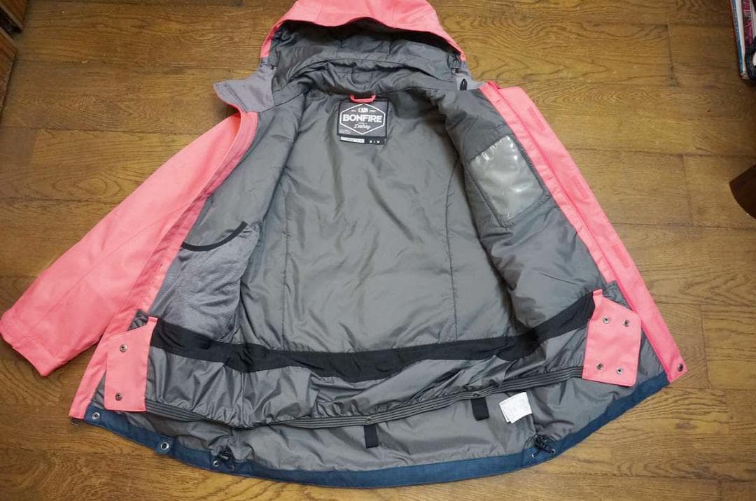 美品 BONFIRE ボンファイア スノーボードウエア ジャケット M
