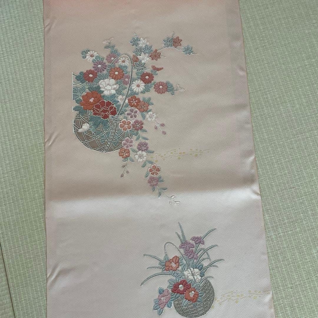 正絹　丹後ちりめん　相良刺繍　付下げ　着尺　反物　ピンク