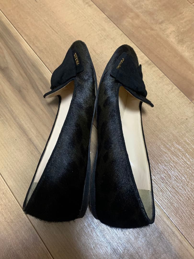 PRADA プラダ リボン付き フラットパンプス ブラック ハラコ調 37