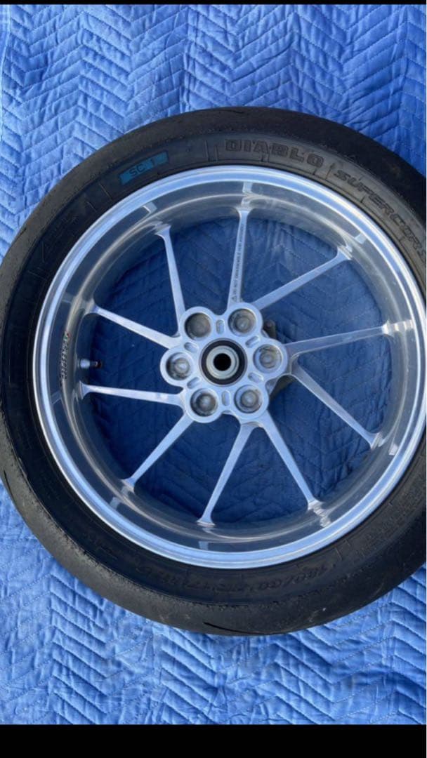 ゼファー1100 ゲイルスピード　タイプR リアホイール