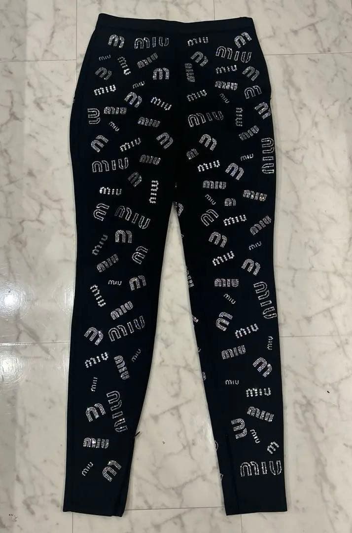 miu miu ロゴプリント スパッツ 38