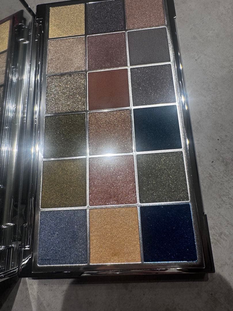 Byredo ミネラルスケープ アイシャドウパレットMINERALSCAPES