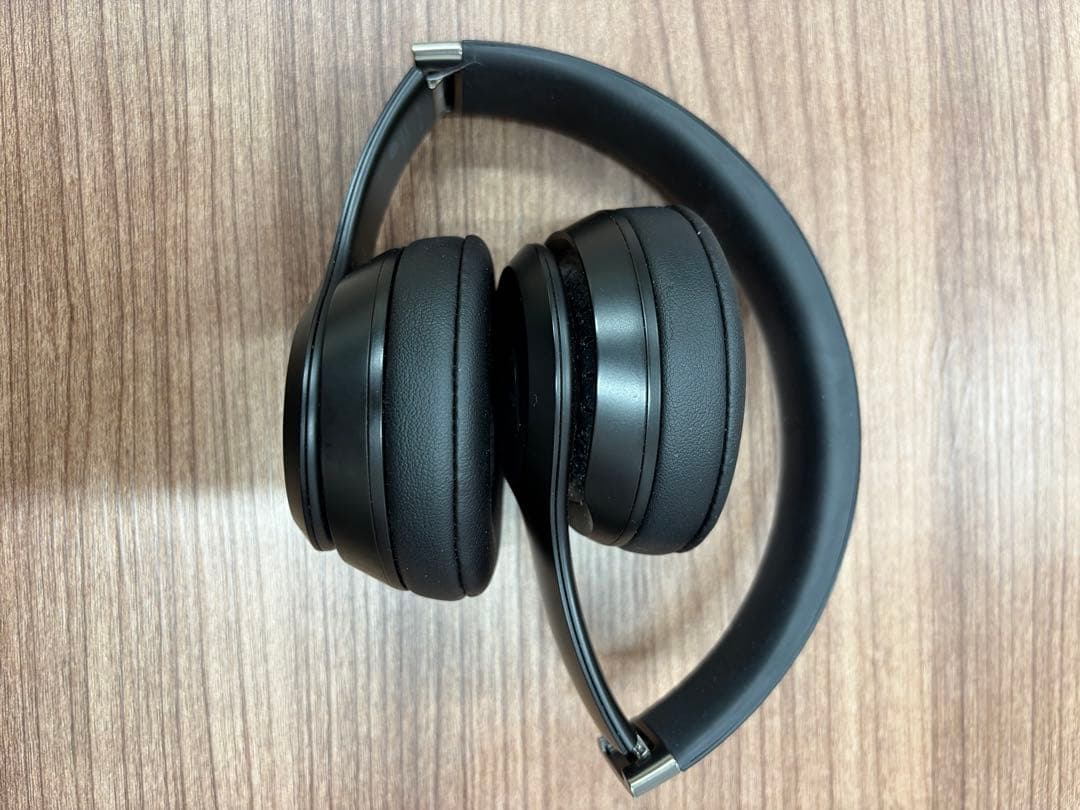 Beats solo4ブラック ワイヤレスヘッドホン