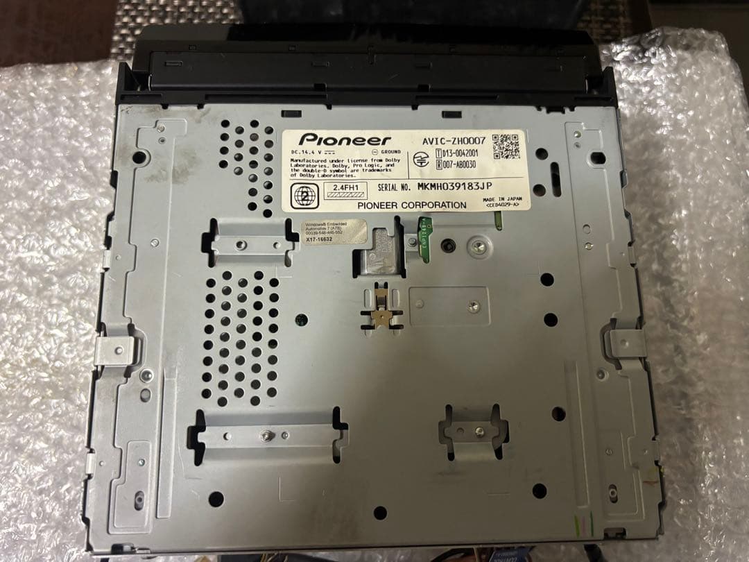 カーナビ Pioneer carrozzeria AVIC-ZH0007