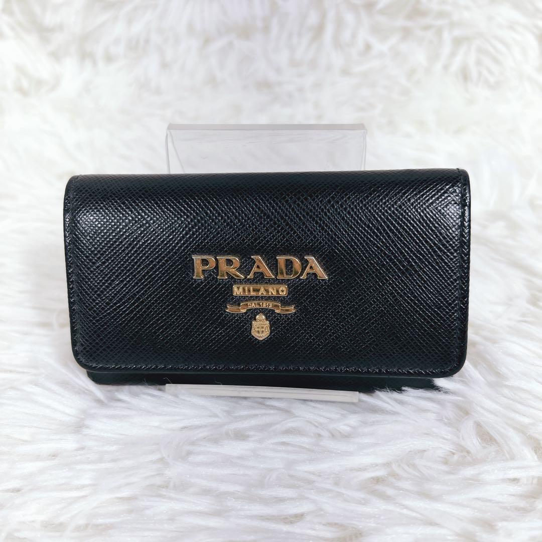 PRADA プラダ キーケース サフィアーノレザー キーリング 4連　ブラック