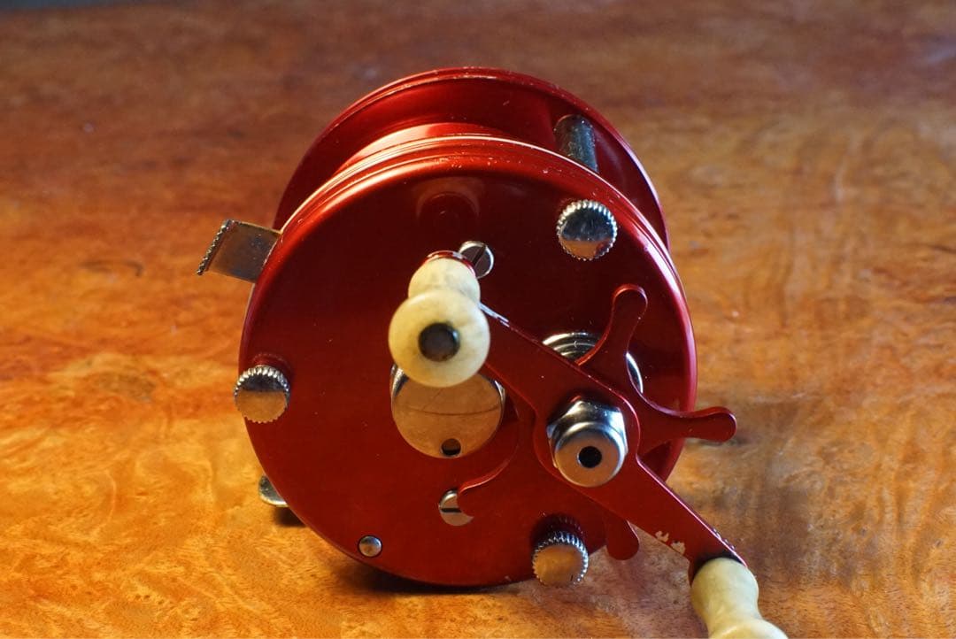 ABU アンバサダー 5000 メンテ済 フレーム修正済