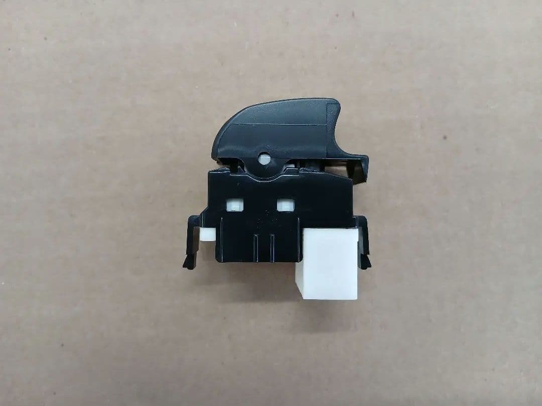 【新品】日野純正パワーウインドゥスイッチ　運転席、助手席セット