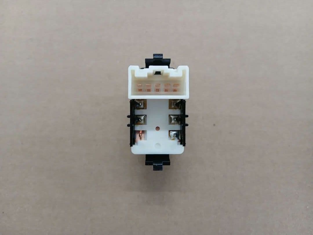 【新品】日野純正パワーウインドゥスイッチ　運転席、助手席セット