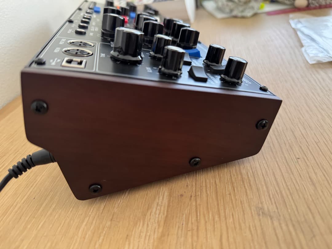美品　Model D Behringer アナログ シンセサイザー