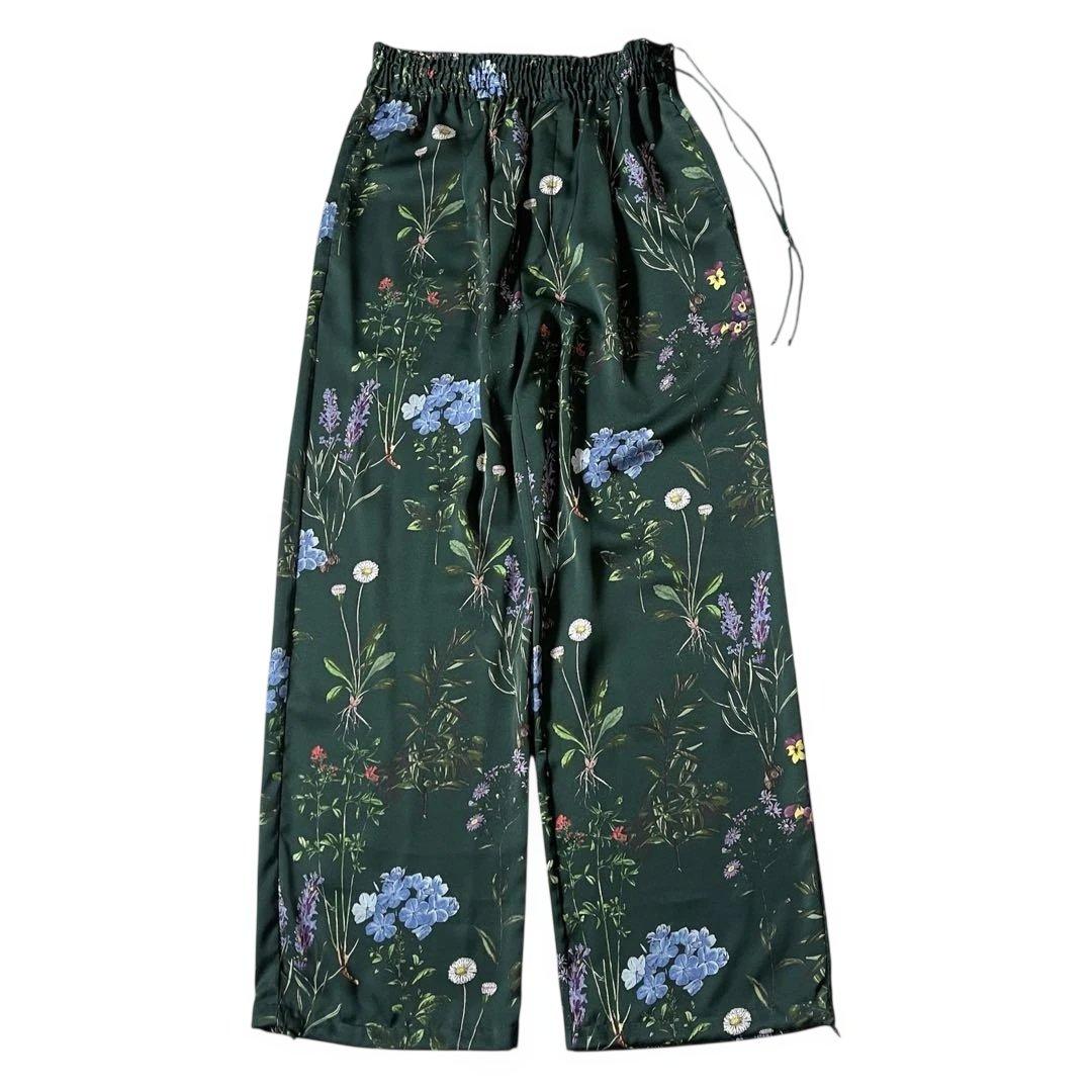 極美品 ティッカ TICCA フラワープリントパンツ 25SS ダークグリーン✨