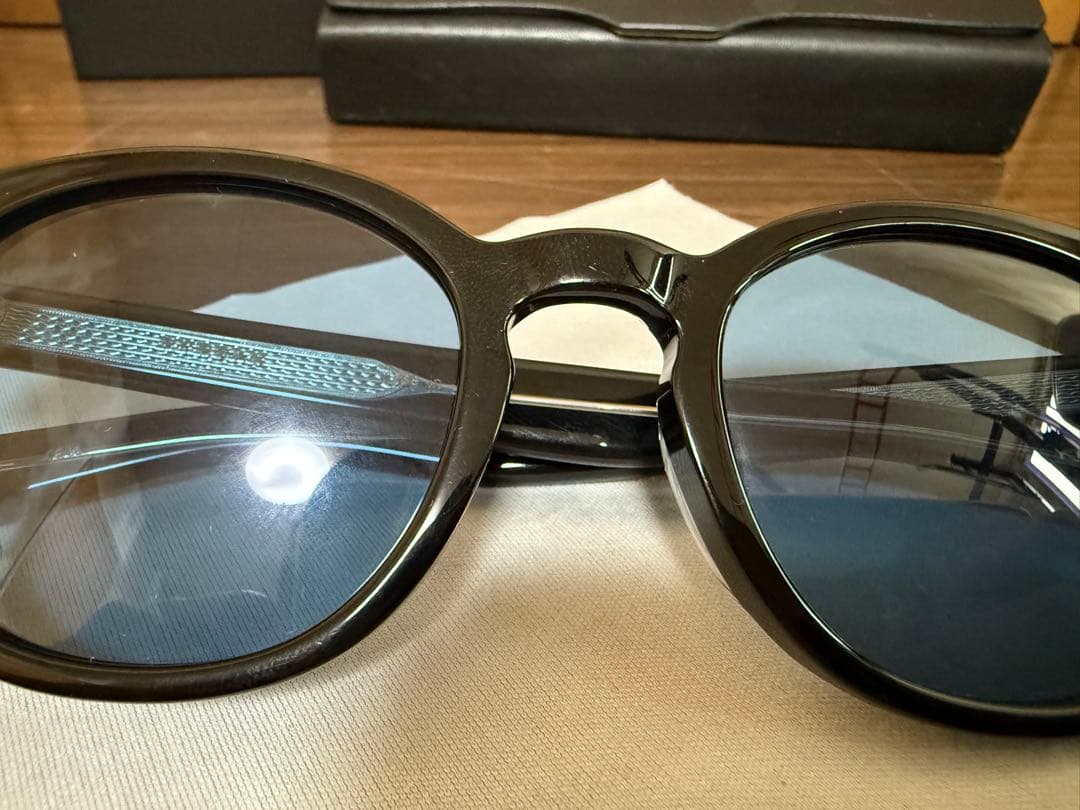 EYEVAN アイヴァン Arcadeサングラス ブラック ブルーレンズ