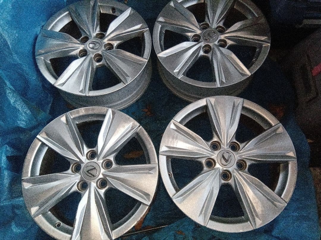 レクサスUX　ホイール　DAI