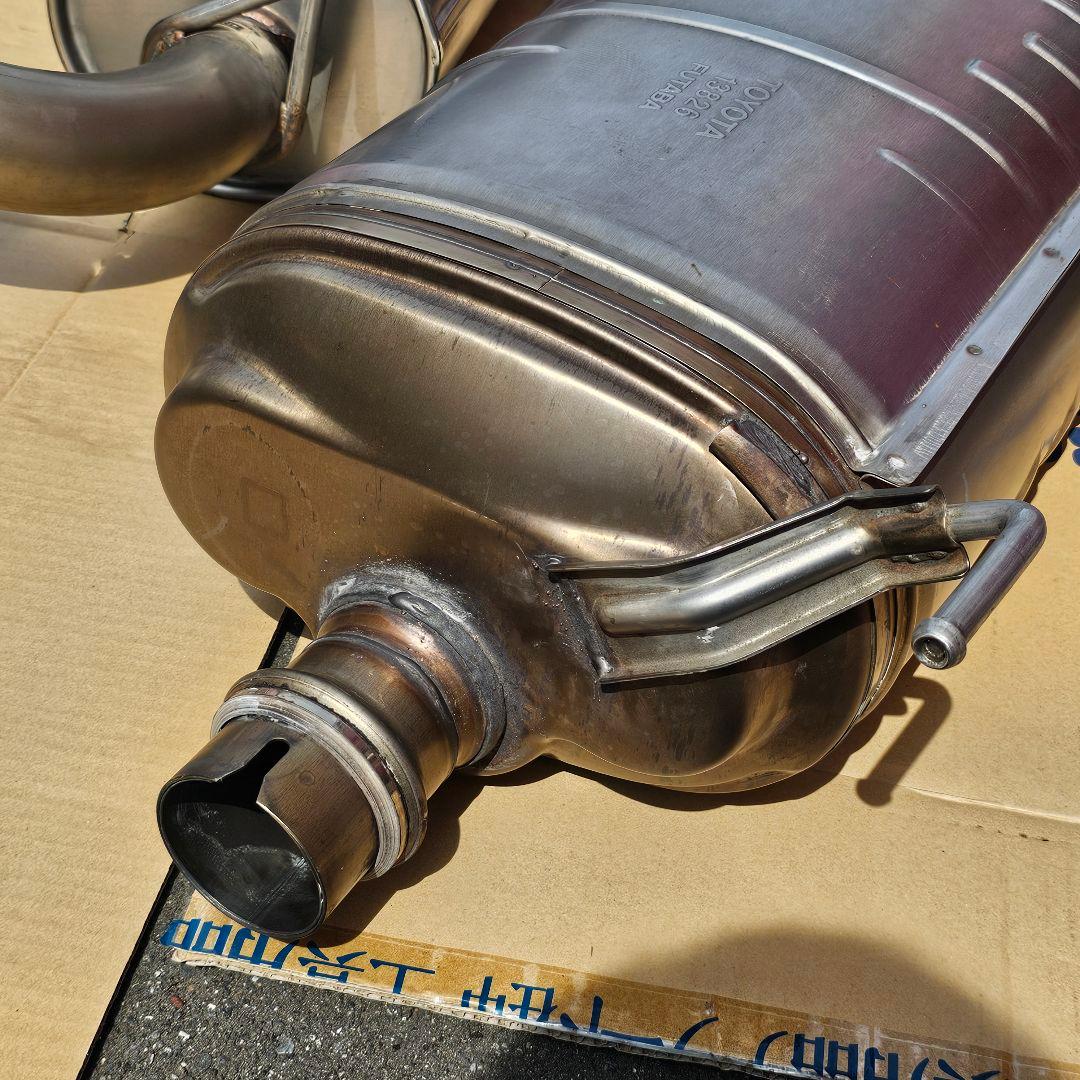 ランクル200後期　モデリスタスポーツマフラー　低走行美品