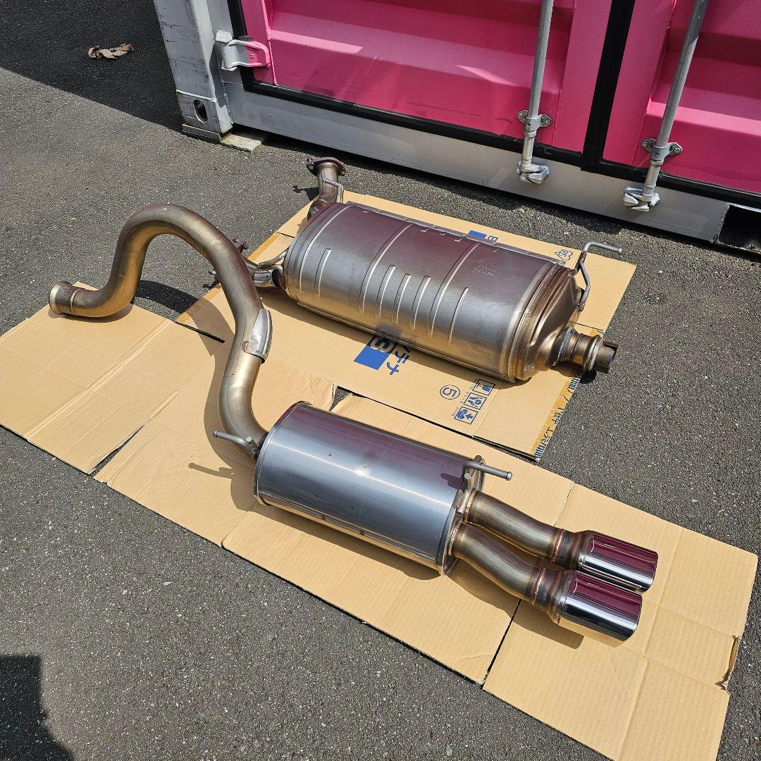 ランクル200後期　モデリスタスポーツマフラー　低走行美品