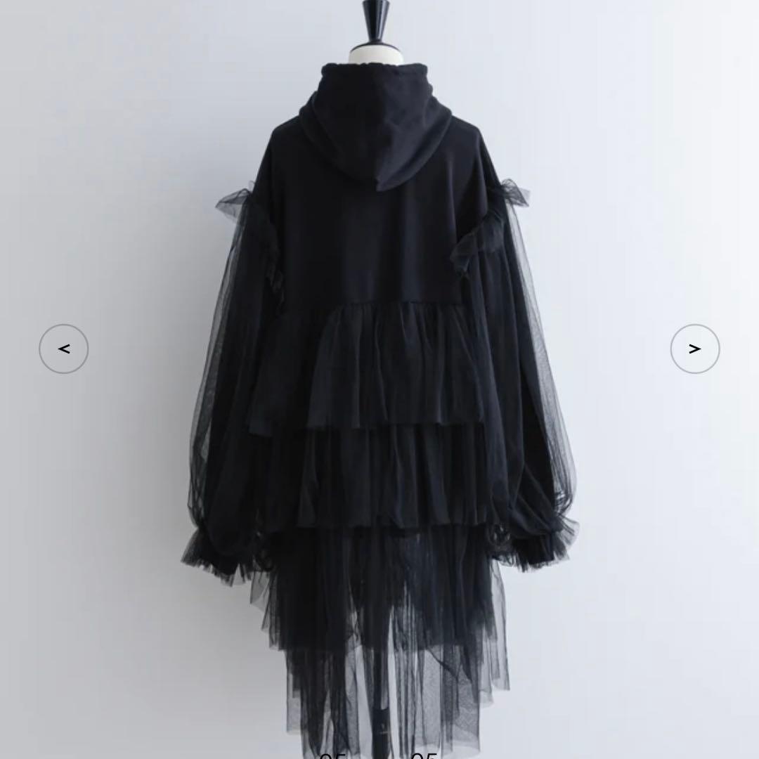 トップス VIVIANO / Tiered Tulle Trimmed Hoodie